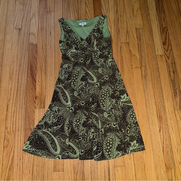 Jones Studio Dresses & Skirts - Jones Studio Paisley stretchy dress
